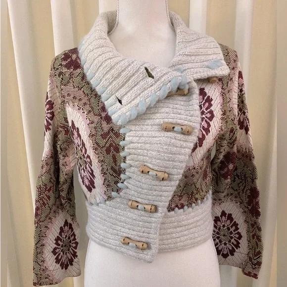 Anthropologie / Sleeping on Snow - Floral Knit Button-Up Sweater - Picture 2 of 7